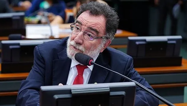 Conheça a trajetória e as propostas de Patrus Ananias, candidato ao governo de Minas Gerais
